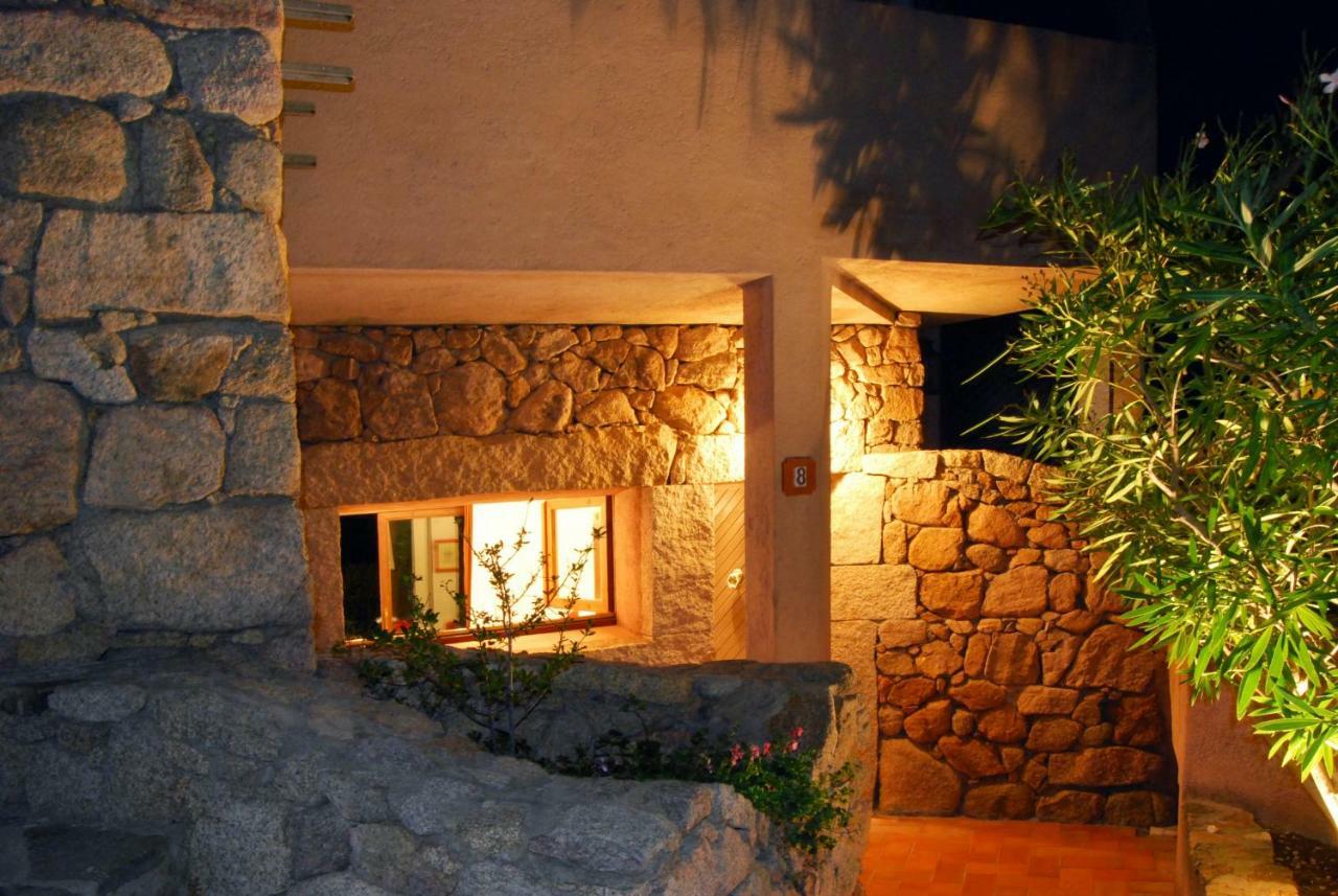 Residence L'Ea Di Lavru - Appartamenti Mono-Bilo-Trilocali Loiri Porto San Paolo Exterior foto